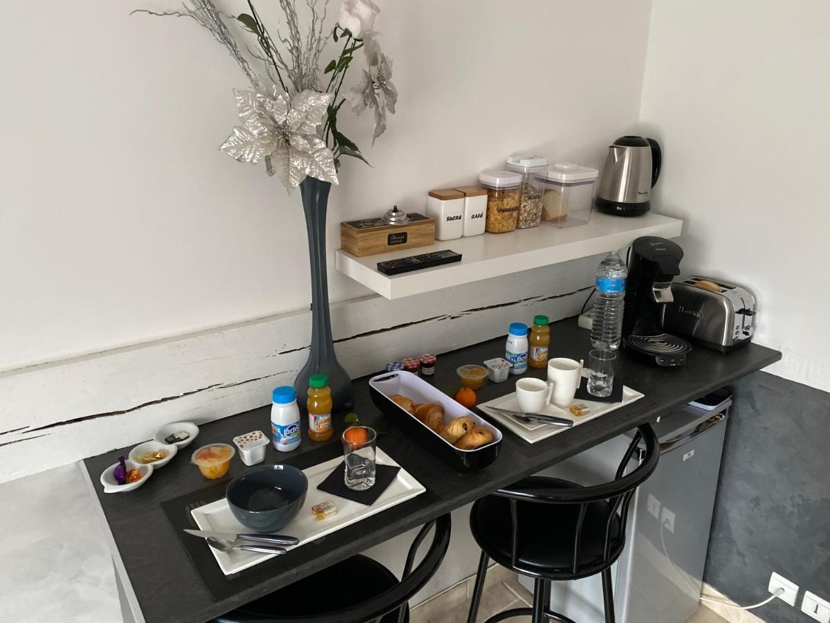 Bed and Breakfast Le Beauvaisis Esches Esterno foto
