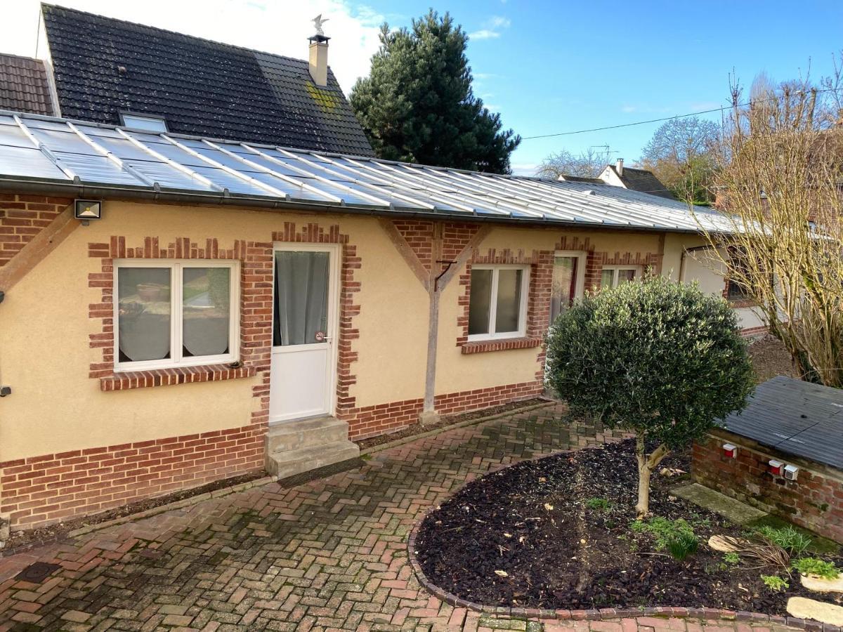 Bed and Breakfast Le Beauvaisis Esches Esterno foto