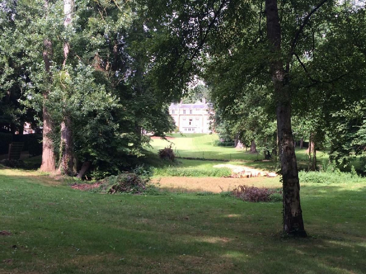 Bed and Breakfast Le Beauvaisis Esches Esterno foto